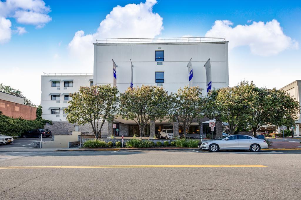 The Andrew Hotel Great Neck Exterior photo